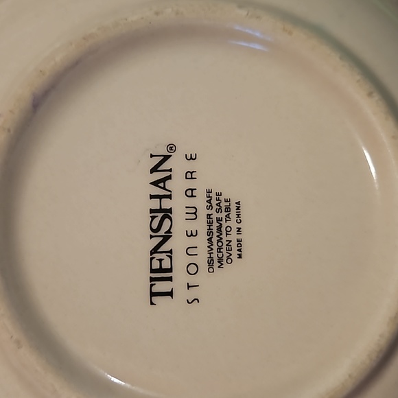 Set of 2 Rimmed bowls. Buttercup by Tienshan. - Picture 5 of 5